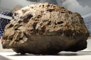 Chelyabinsk-rock-300x198.jpg