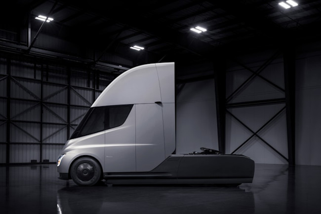 Tesla S Electric Semi Shows Promise But Will It Deliver
