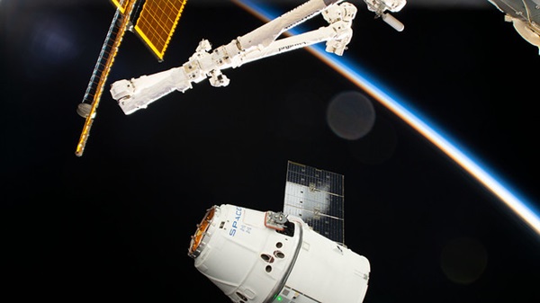 SpaceX Dragon Set for Return Trip From ISS | Discover Magazine