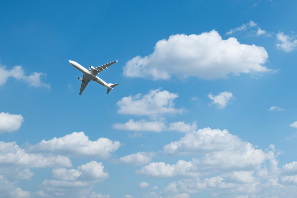 Pourquoi un avion a-t-il l’impression de se déplacer plus lentement qu’il ne l’est en réalité ?