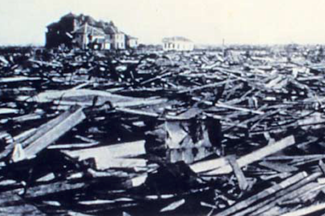 damage from galveston hurricane houses smashed