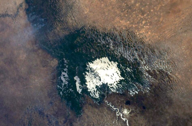 Lake-Chad-from-space-754x1024.jpg