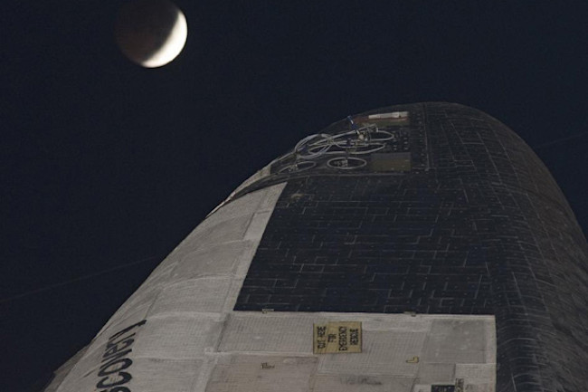 discovery_eclipse.jpg