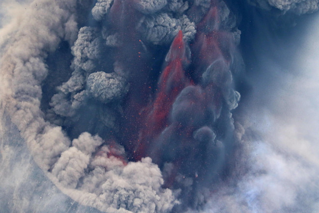 Eruption at Nishino-shima - Japan Coast Guard