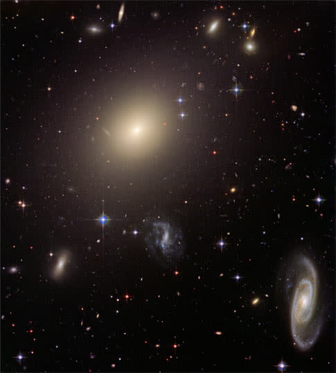 hubble_AbellS0740.jpg