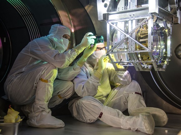 Inside LIGO - LIGO lab