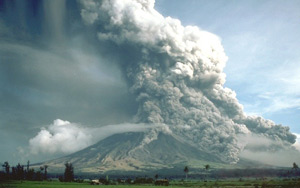 mayon_volcano_1984.jpg