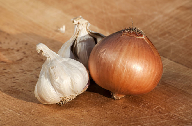 onions-and-garlic.jpg