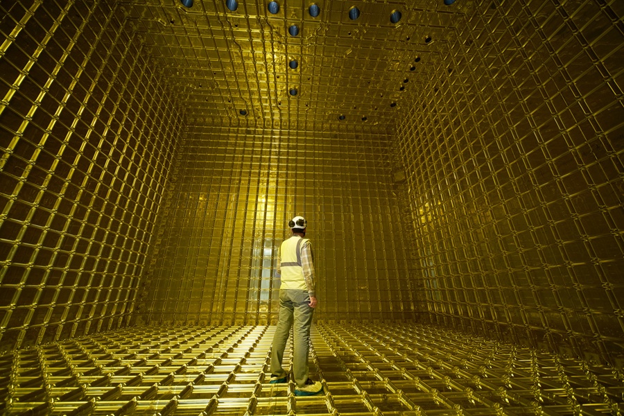 Why Fermilab Is Making A Neutrino Detector 800 Miles Long Discover Magazine 4680