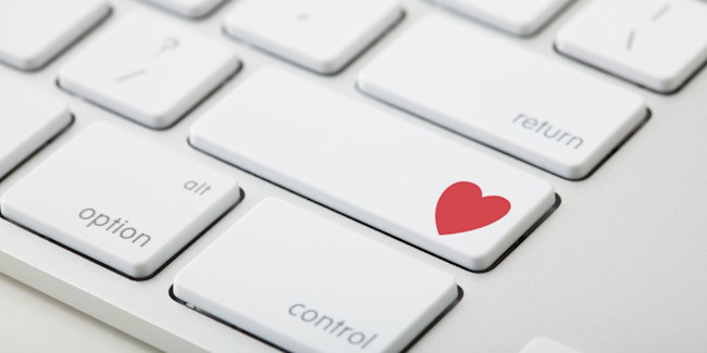 o-COMPUTER-LOVE-facebook-1024x512.jpg
