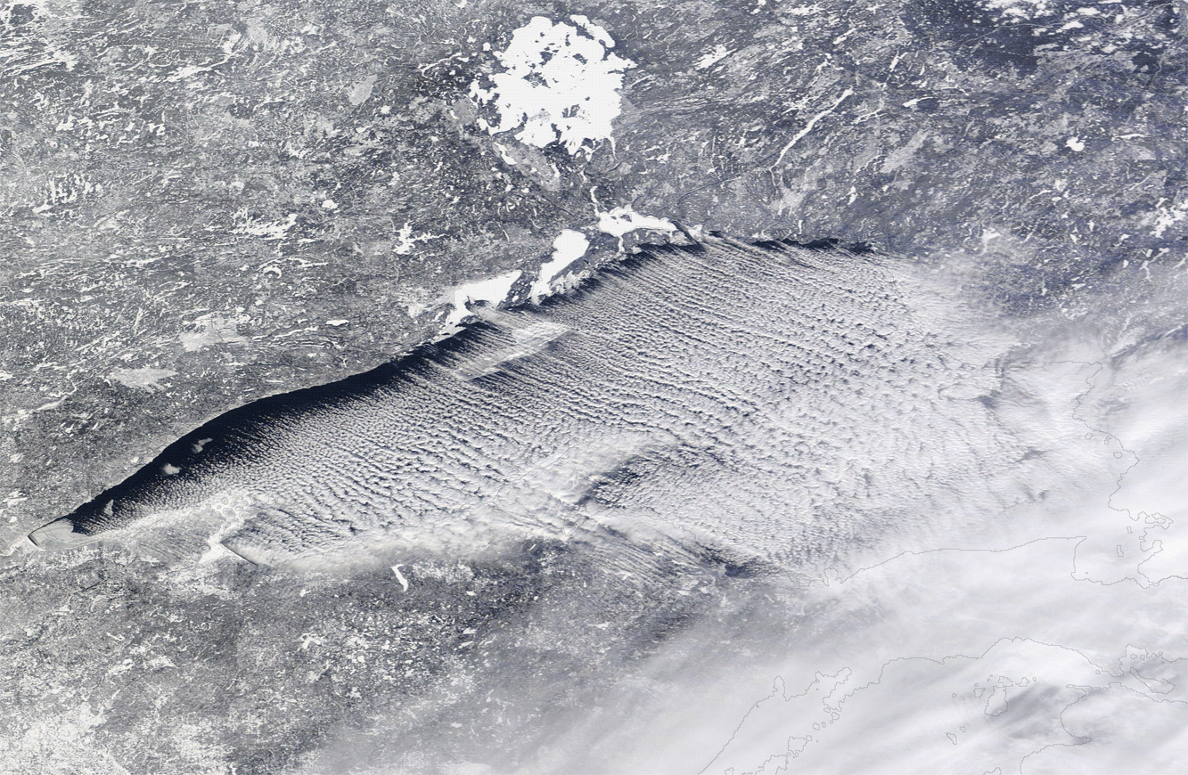 Lake-Superior-Snow.gif