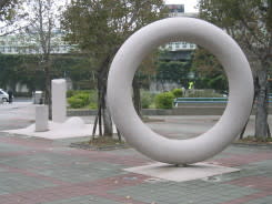 stringysculpture2.jpg