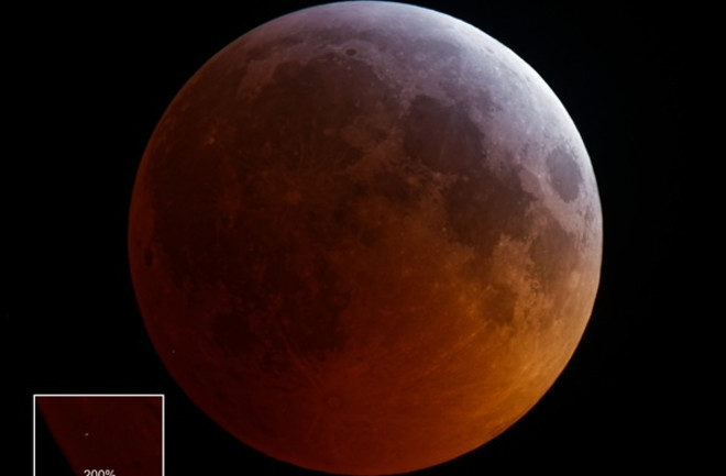 meteor strike moon during eclipse