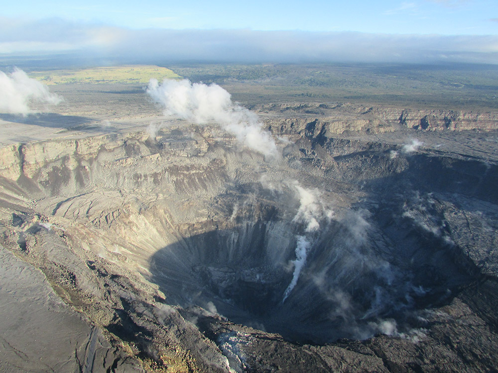 Check Out How the 2018 Eruption Has Changed at Kīlauea's Summit ...