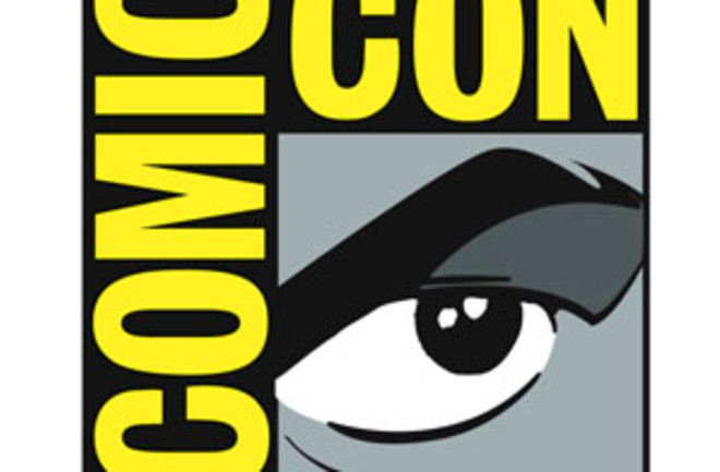 300.comic.con.logo.052708.jpg