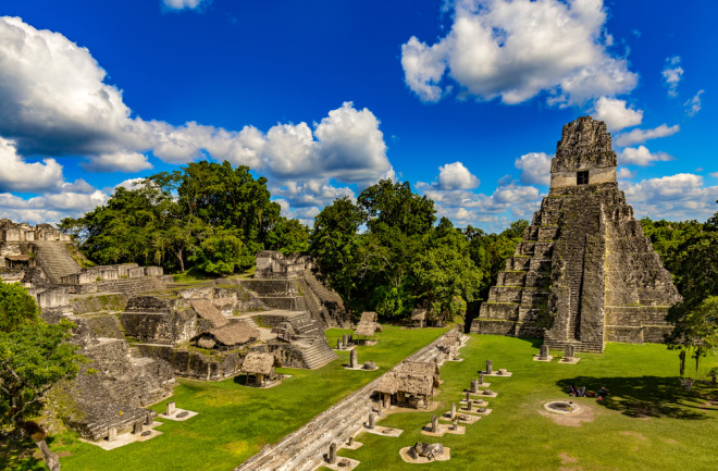The view of the main plaza at Tikal. (Credit: WitR/Shutterstock)