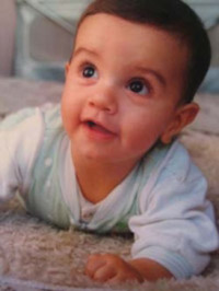 450px-infant_looking_at_shi.jpg