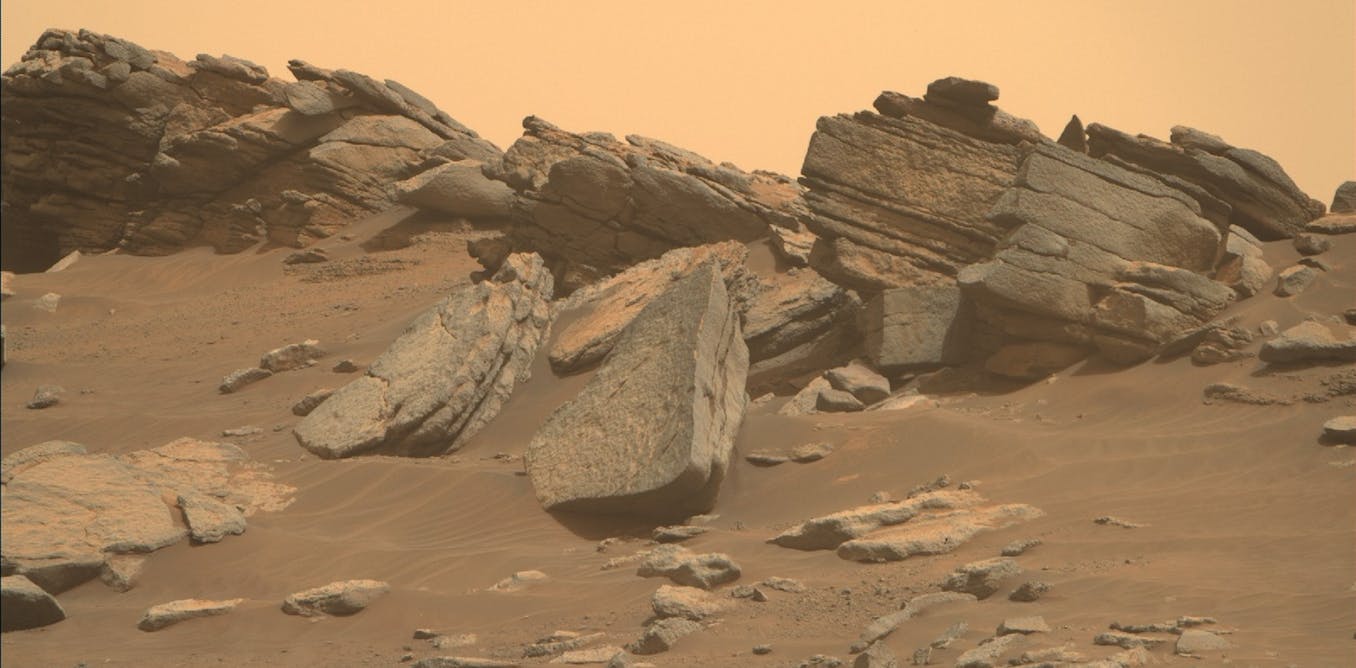 NASA's Search for Life on Mars Faces Issues With Rovers and Budget thumbnail