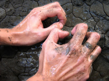 pain-hands.jpg