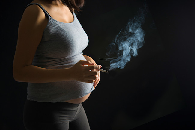 smoking-mom.jpg