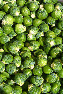 220px-Brussels_sprout_closeup.jpg