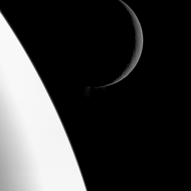 cassini_enceladus_nov093.jpg