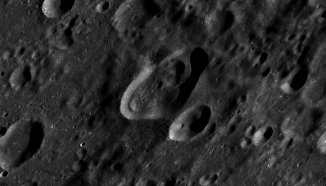 DSC-AC1119 06 Lovell crater moon