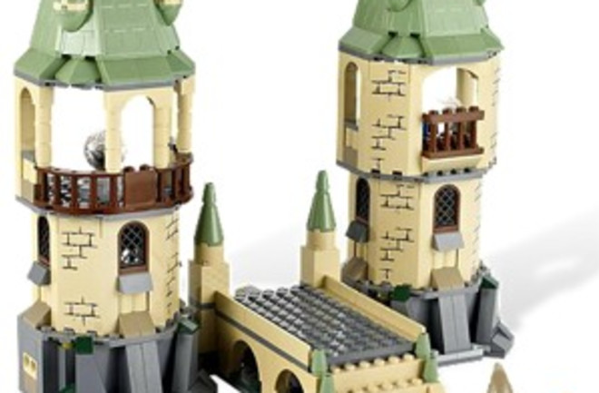 hogwarts-lego-set.jpg