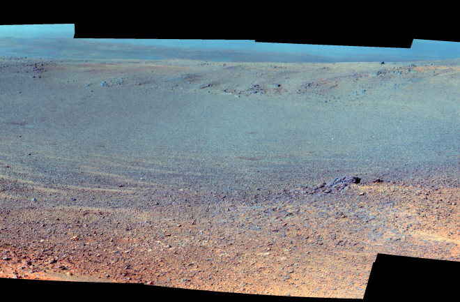 panorama of Mars' Orion Crater