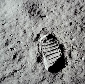 apollo11_aldrinbootprint.jpg