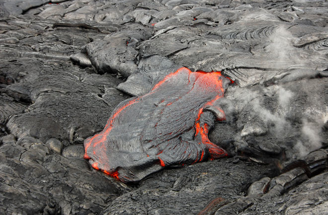 Kilauea_lava.jpg
