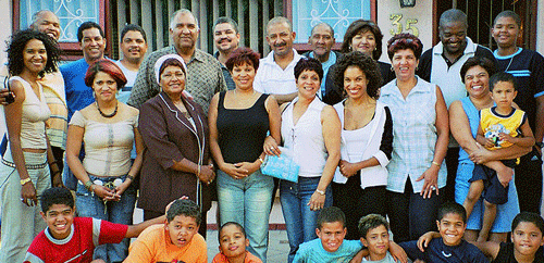 800px-Coloured-family.png