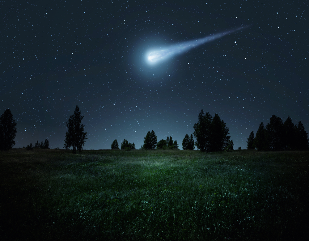 Meteorite near clearance earth