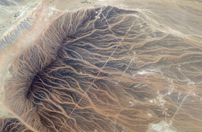 Oman-drainages2.jpg