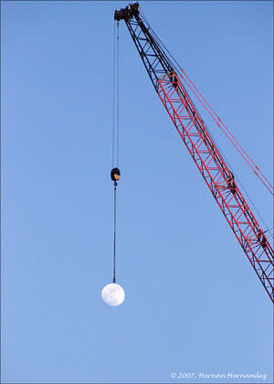 mooncrane.jpg