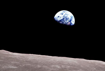 earthrise-2.jpg