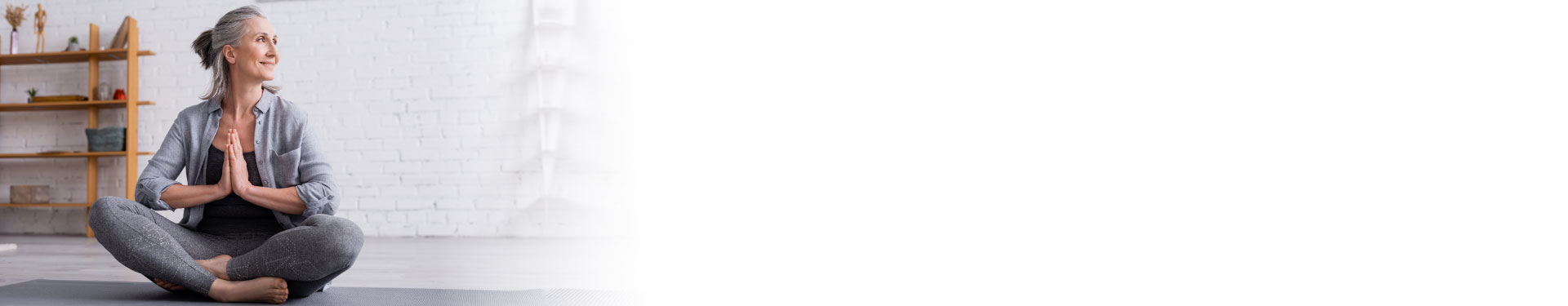 Disfruta de los beneficios del yoga - Aprende en TENA