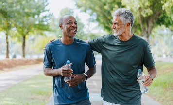 TENA y el deporte: Productos para una actividad segura