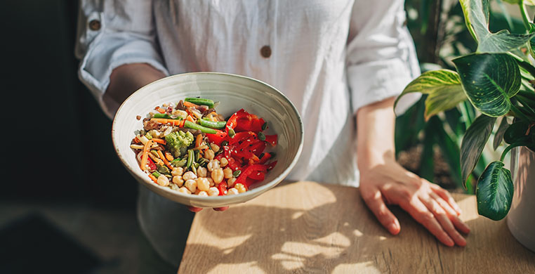 Aprende a comer sano en vacaciones - TENA