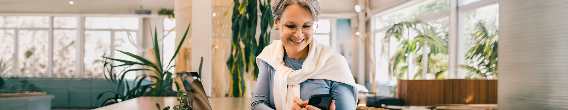 Incontinencia urinaria en el trabajo: ¿cómo manejarla? - TENA