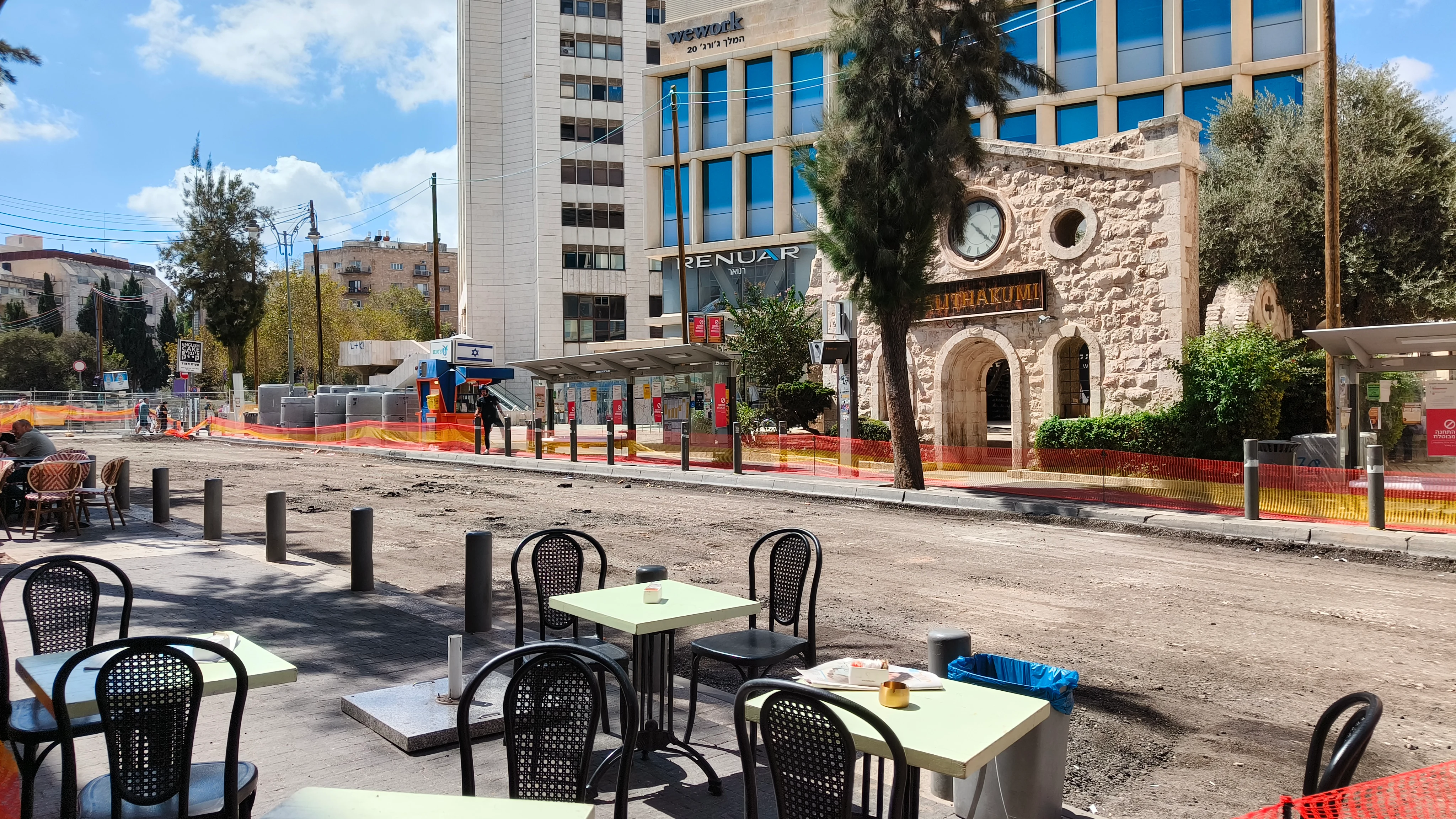 King George Street undergoes renovations. Photo: author.