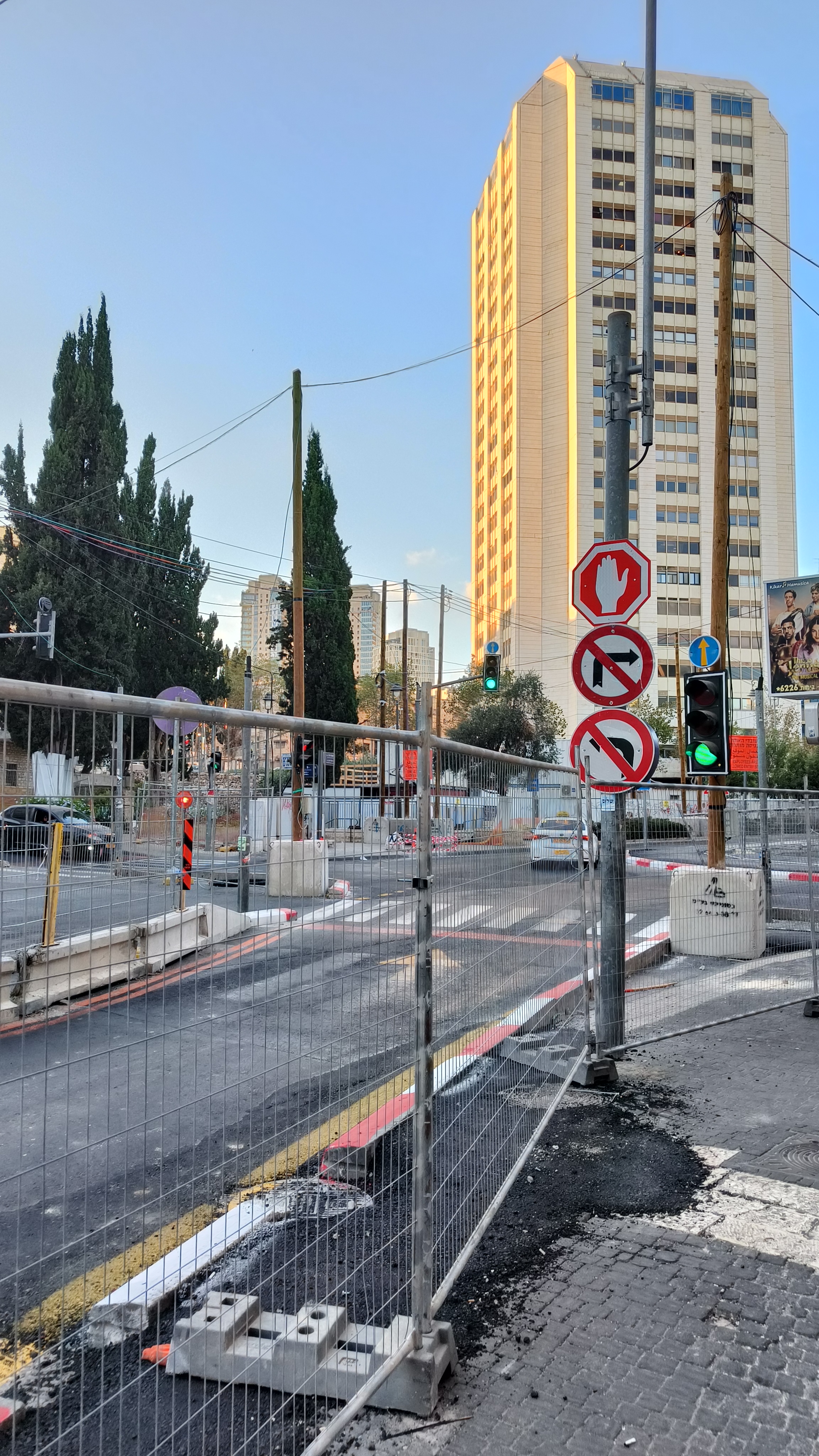 The Clal tower visible behind the new roadworks. Photo: author.