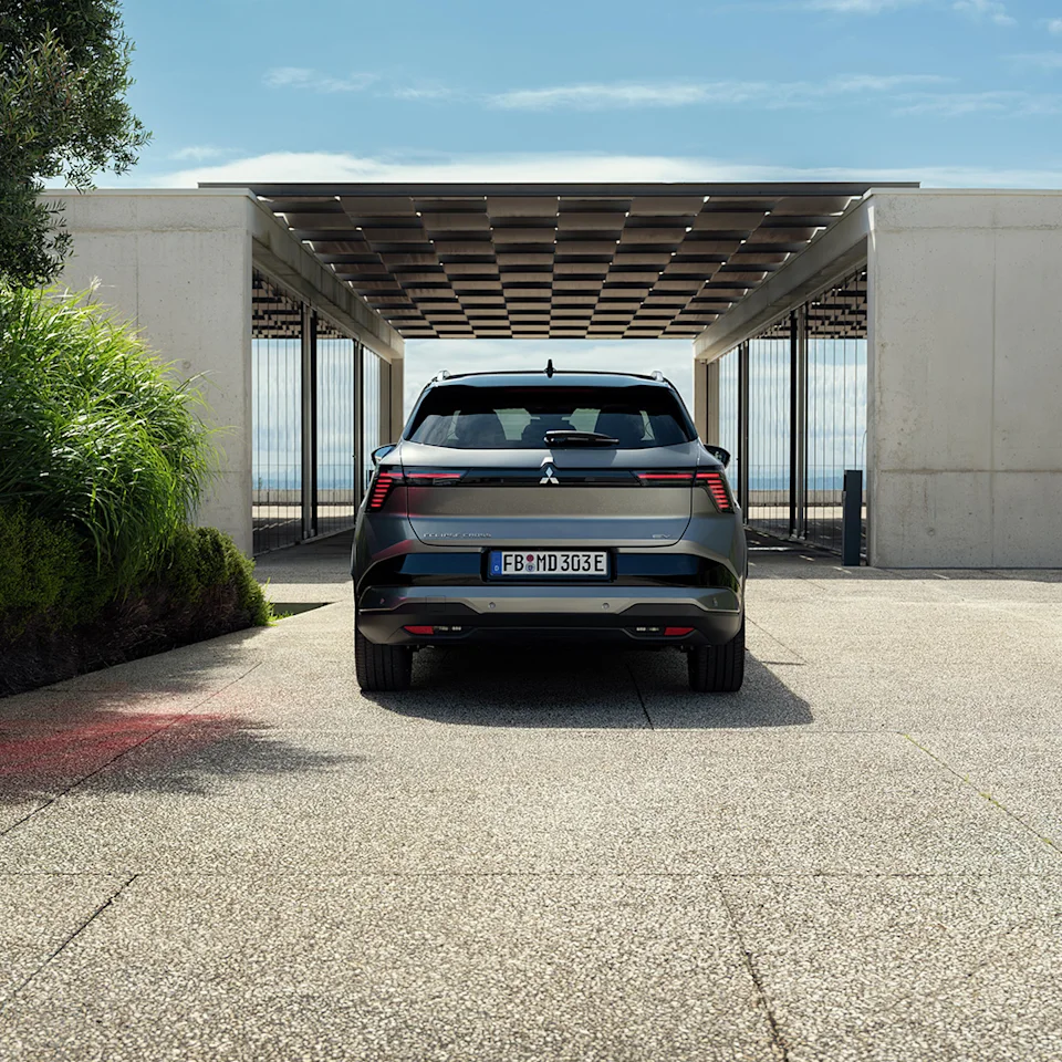 Source: https://www.mitsubishi-motors.se/wp-content/uploads/2026/04/26MY_ECLIPSE_CROSS_BEV_HERO_07_Safety_1080x1080.jpg (Wismo, Swedish importer) — OEM image, editorial use. Run: 2026-10-06