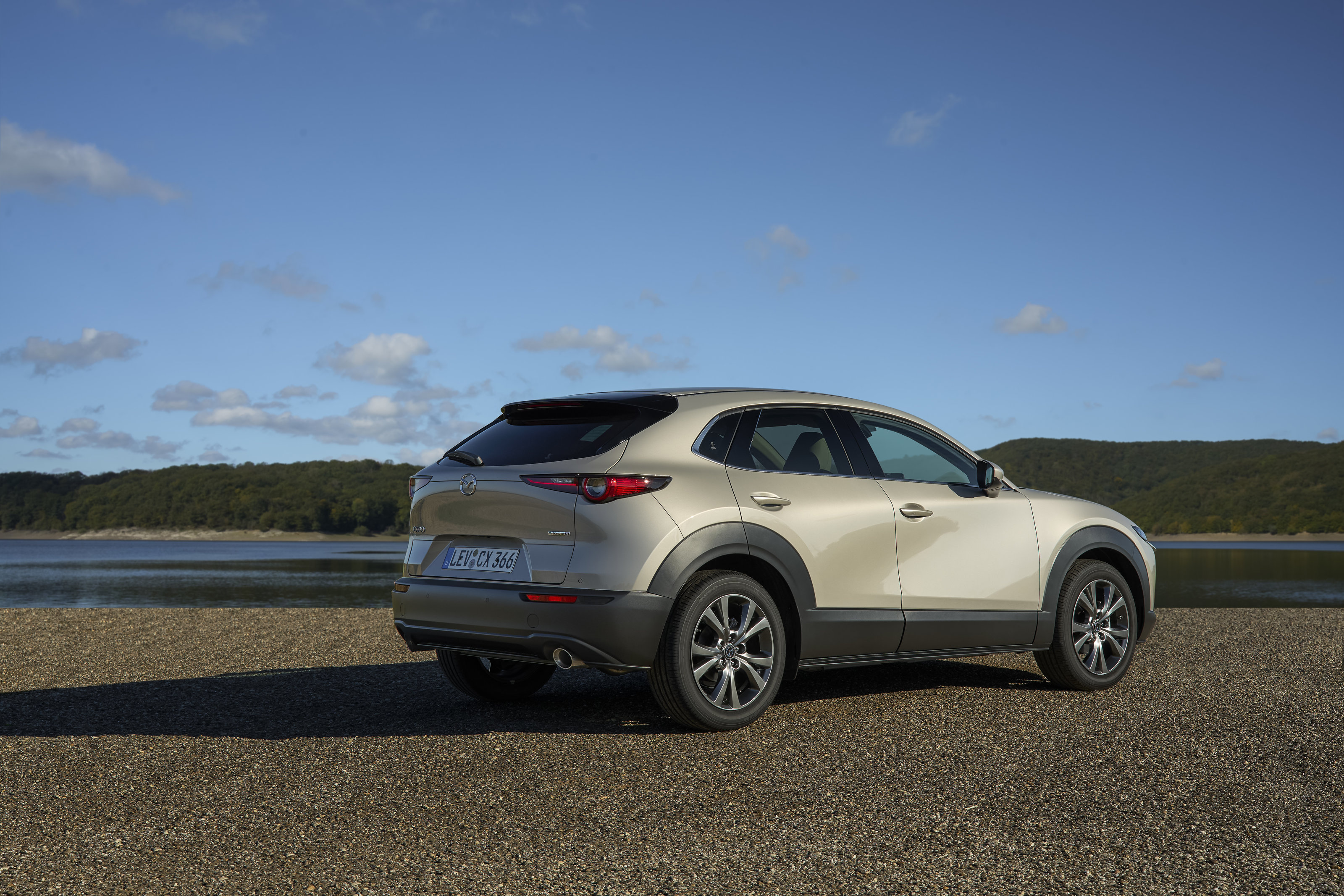 Source: https://www.mazda-press.com/de/cars/mazda-cx-30/ — press image, editorial use. Run: 2026-08-24