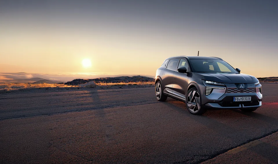 Source: https://www.mitsubishi-motors.se/wp-content/uploads/2026/04/26MY_ECLIPSE_CROSS_BEV_HERO_Banner_2160x1280.jpg (Wismo, Swedish importer) — OEM image, editorial use. Run: 2026-10-06