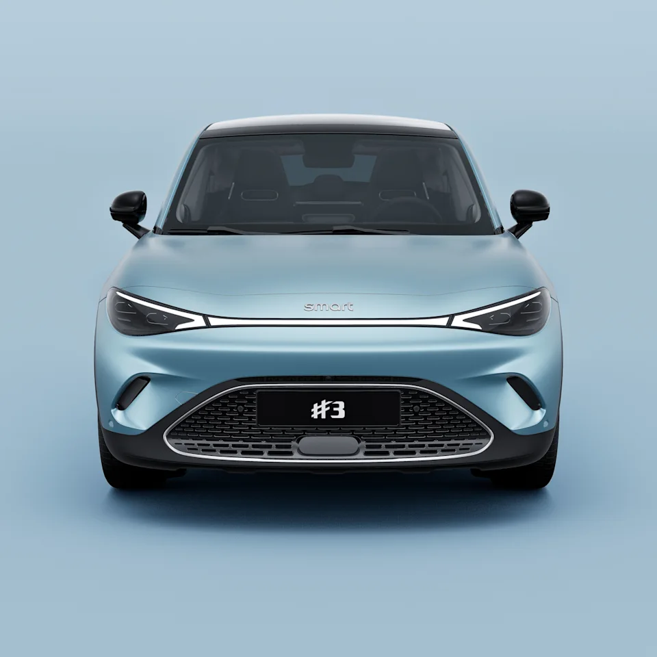 Source: https://s7.future.smart.com/is/image/smarteurope/smart/smart-dam/digital/website/images/marketing/models/model-page-revamp/hashtag-three/hashtag-3-tsr-row-2-1.jpg (se.smart.com/sv) — OEM image, editorial use. Run: 2026-10-08