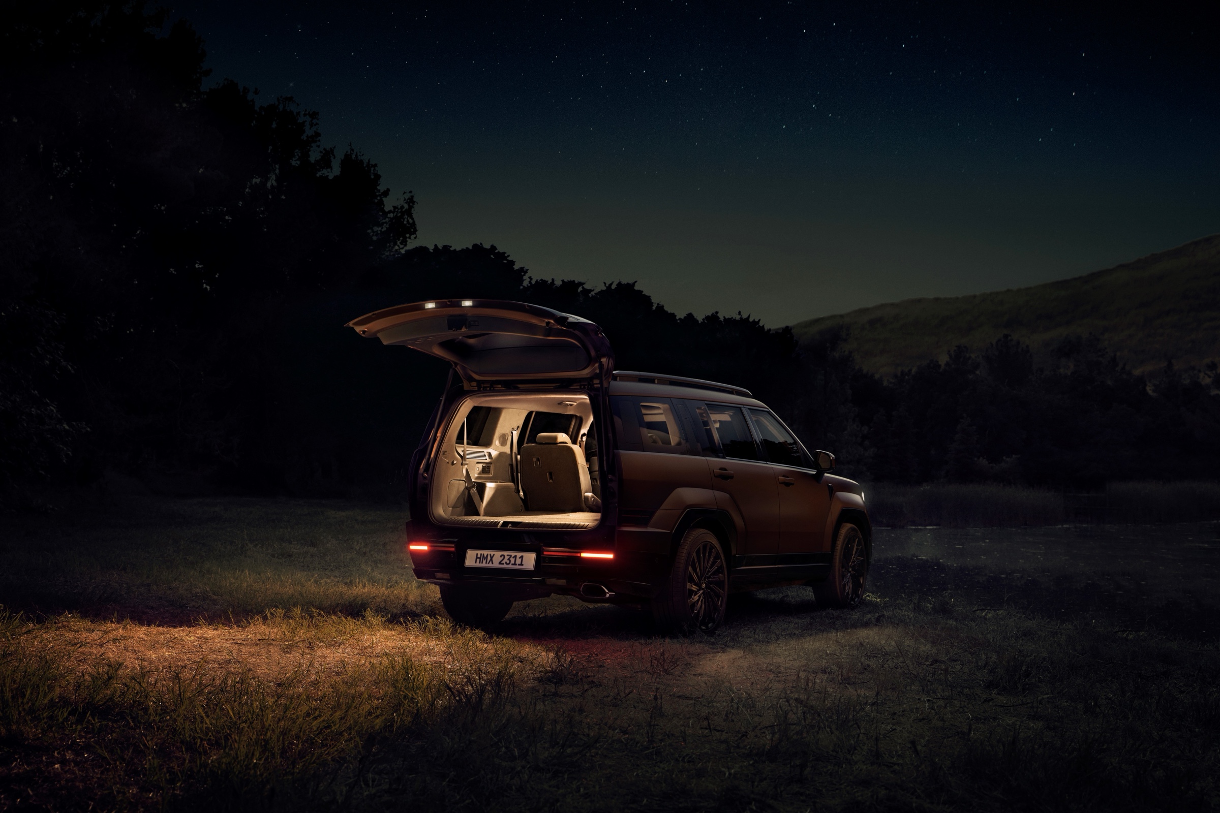 Source: https://www.mynewsdesk.com/se/hyundai/images/helt-nya-hyundai-santa-fe-2832248 — Hyundai Motor Sweden AB press image, credited "Av: Hyundai". Run: 2026-08-26