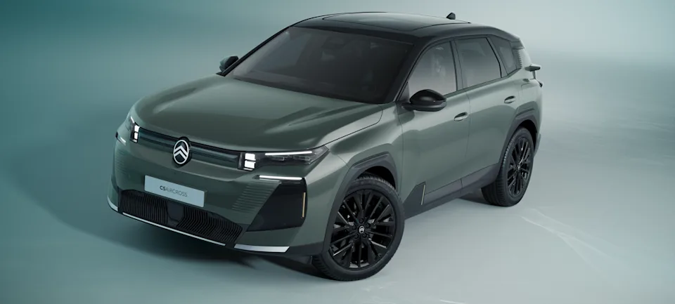 Source: https://www.citroen.se/content/dam/citroen/master/b2c/models/new-c5-aircross-2025/opening-of-order/immersive-key-features_lifestyle_01_2880x1300.webp — citroen.se (Wismo, Swedish importer; cleared by Tord Overå 2026-10-05). Run: 2026-10-05