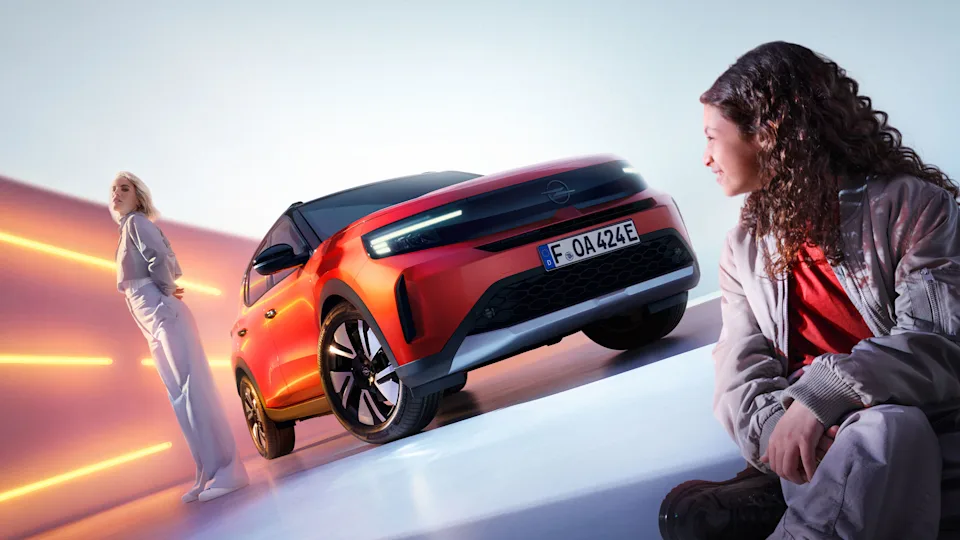 Source: https://www.opel.se/content/dam/opel/master/vehicles/frotera/update-model-page/16x9/OPEL-FRONTERA-MY2024-BEV-EXTERIOR-final_16x9.jpg — opel.se (Wismo, Swedish importer), team-cleared 2026-10-05. Run: 2026-10-07