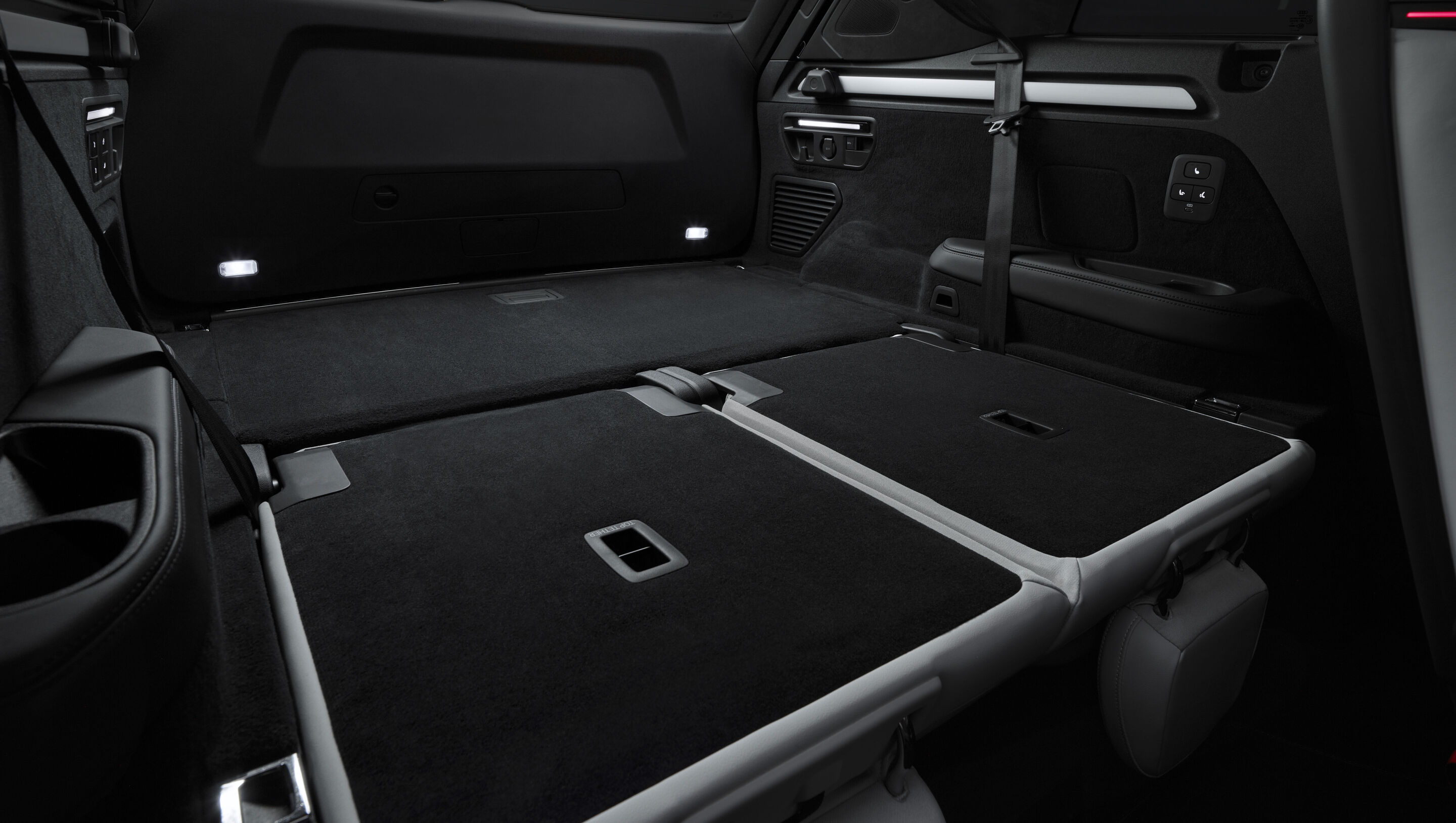 Source: https://www.audi.com/en/photos/album/audi-q9-3139 (Audi MediaCenter, image A260914) — press image, editorial use. Run: 2026-08-12
